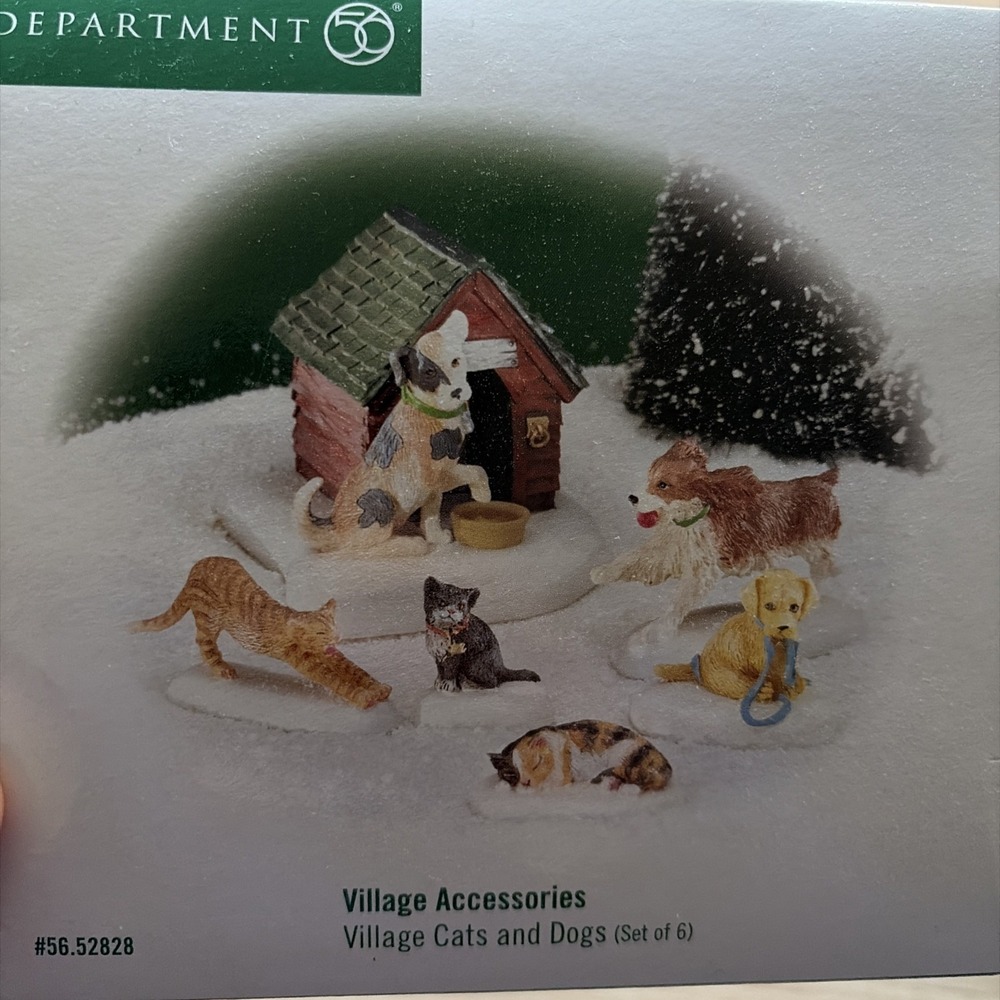 Dept 56 "Village Cats and Dogs" Set of 6 Village Accessories  #56.52828 RETIRED